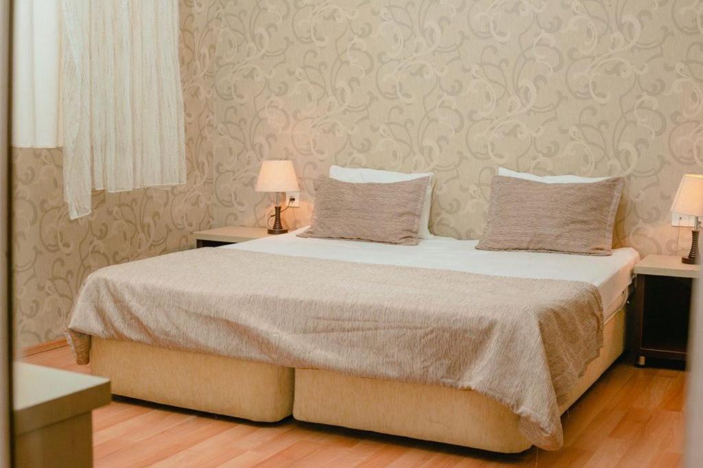 The Center Hotel באקו מראה חיצוני תמונה